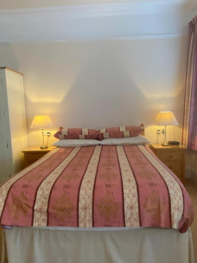 Landguard Lodge Guest House Shipley  Екстериор снимка