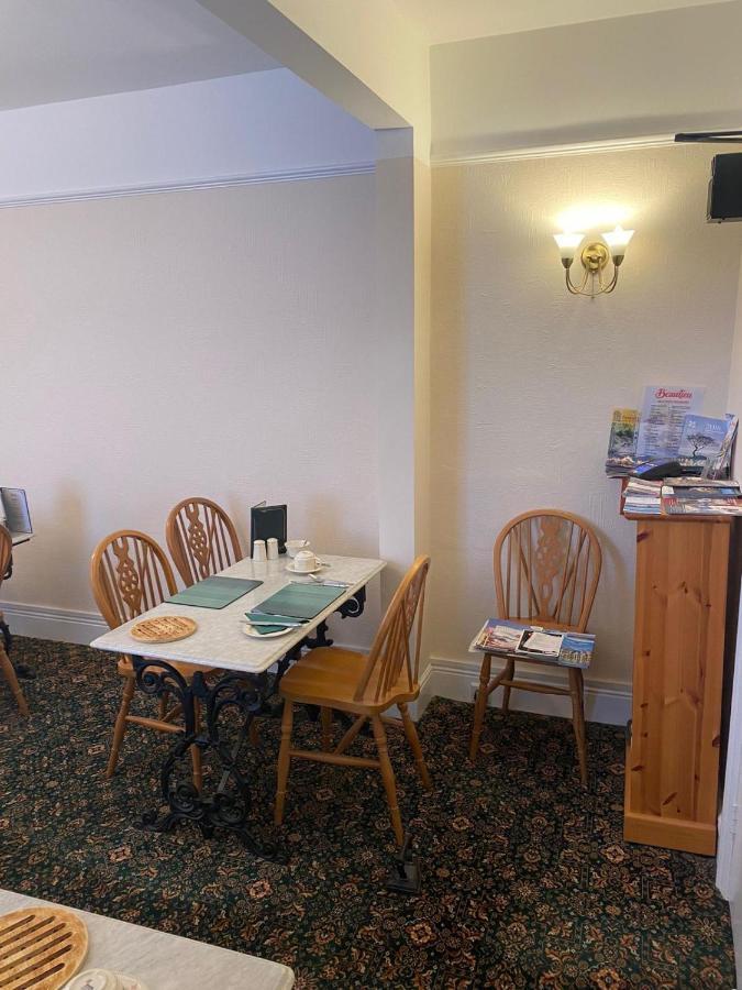 Landguard Lodge Guest House Shipley  Екстериор снимка